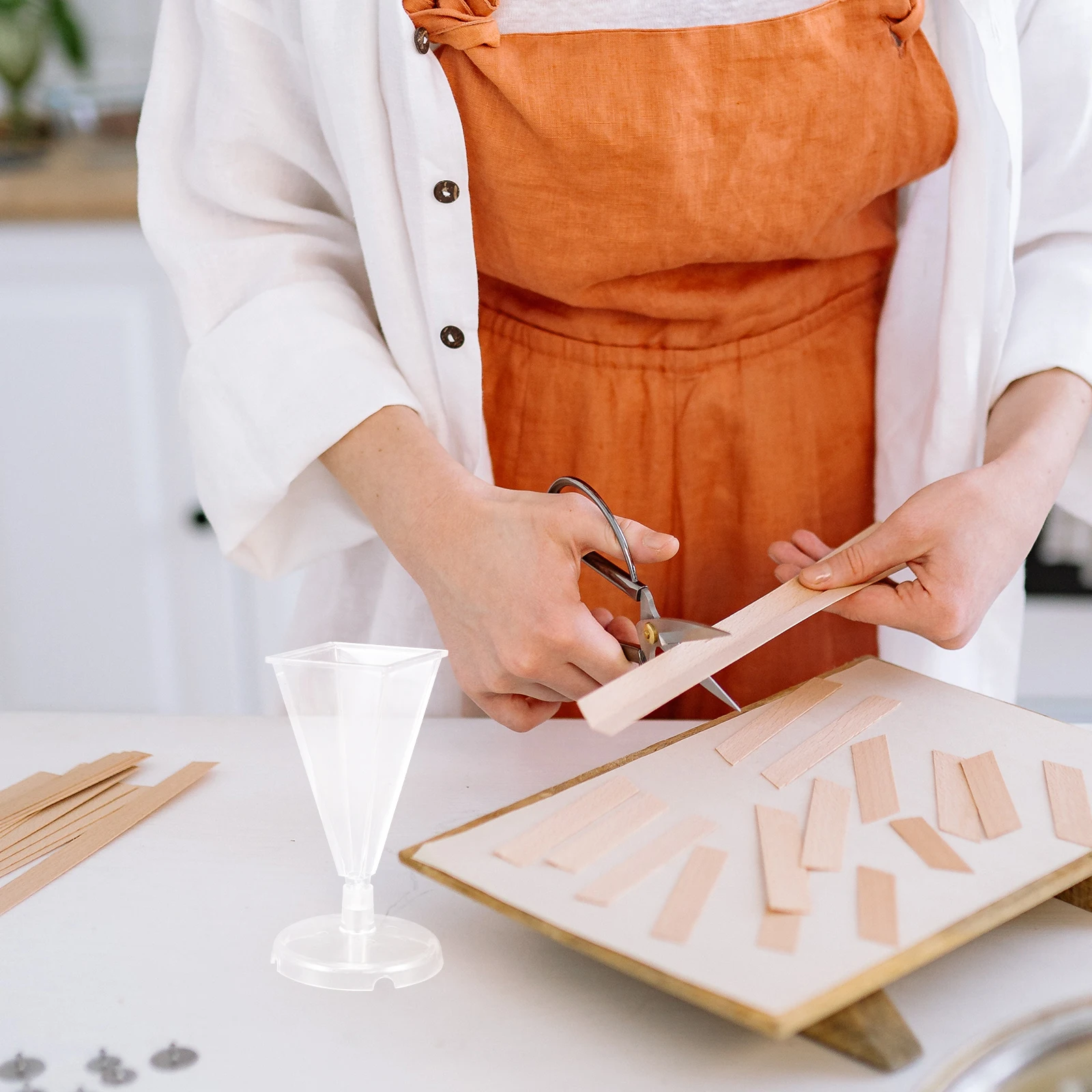 

Transparent Acrylic Pyramid Mold for Aroma Soap Making DIY Craft Resin Projects Desktop Decor Epoxy Ornament Gift