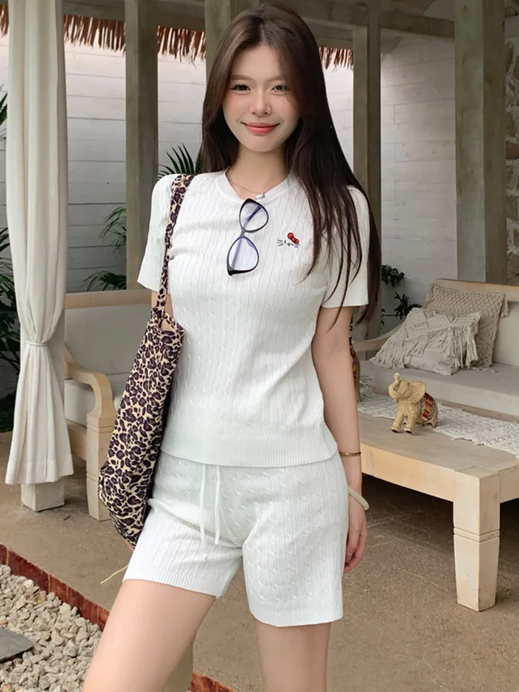 

2025 summer new in matching sets Embroidery pant sets Women Short Sleeves shirt Tops+ trousers Shorts 2 piece sets woman outfit