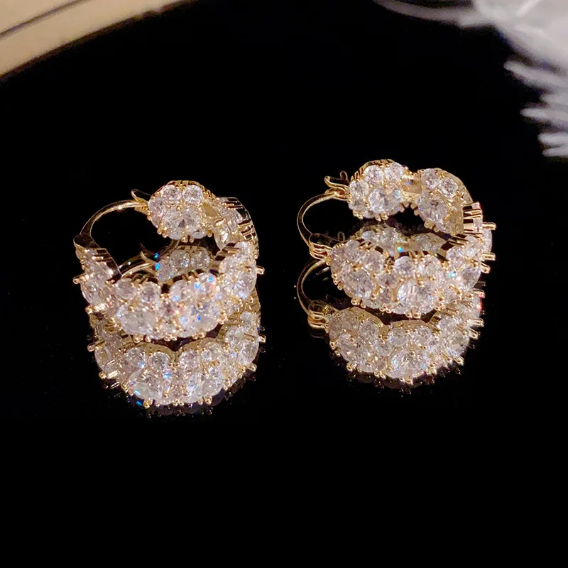 Pendientes de aro de circón para mujer, aretes de diseño único, elegantes, exquisitos, ligeros y lujosos, joyería para fiesta de boda, regalo Premium