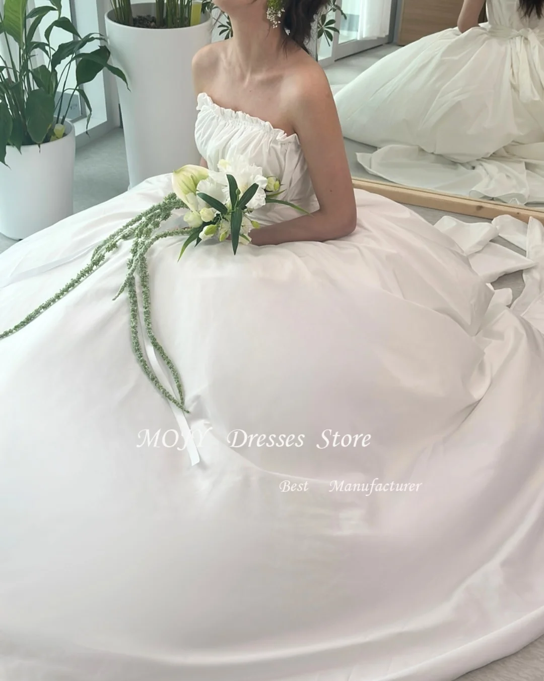 모지 심플 A라인 태피터 웨딩드레스 한국 촬영용 스트랩리스 플리츠 신부 드레스 코르셋 백 플로어 길이 맞춤 제작