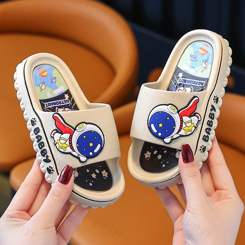 Children's Bath Slippers 2026 Summer Boys Astronauts Indoor Home PVC Material Cartoon Slippers Comfortable Non-slip Baby Shoes