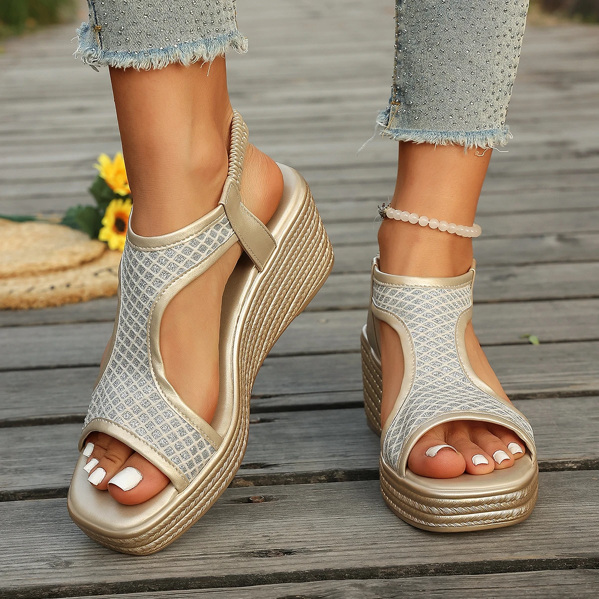 Sandalias de cuña doradas de esparto para mujer, transpirables, de malla, con punta abierta, plataforma, informales, para playa, tallas grandes, Verano 2026