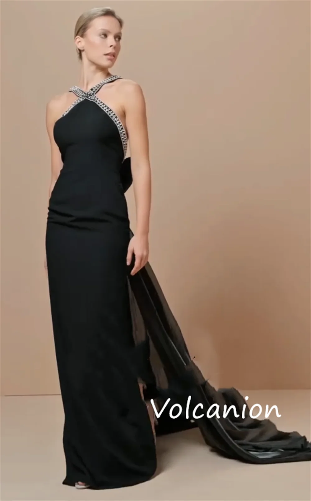 カスタマイズされたファッションジャージスパンコールトランペットホルターロングドレスオーダーメイドの機会モダンなスタイル絶妙な