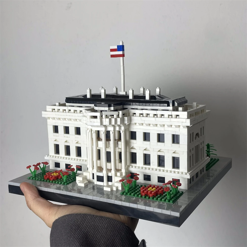 U.S. White House Model Building Blocks Toy Set: Exceptionally Detailed Micro-level Construction, Perfect Home and Office Décor