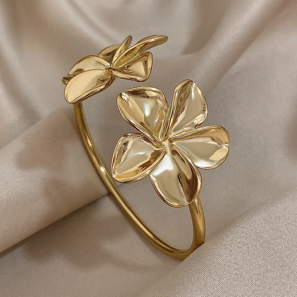 Cute Big Metal Flower Cuff Bracelet for Women Girls Fashion Simple Stainless Steel Floral Open Bangle Waterproof Jewelry Gifts