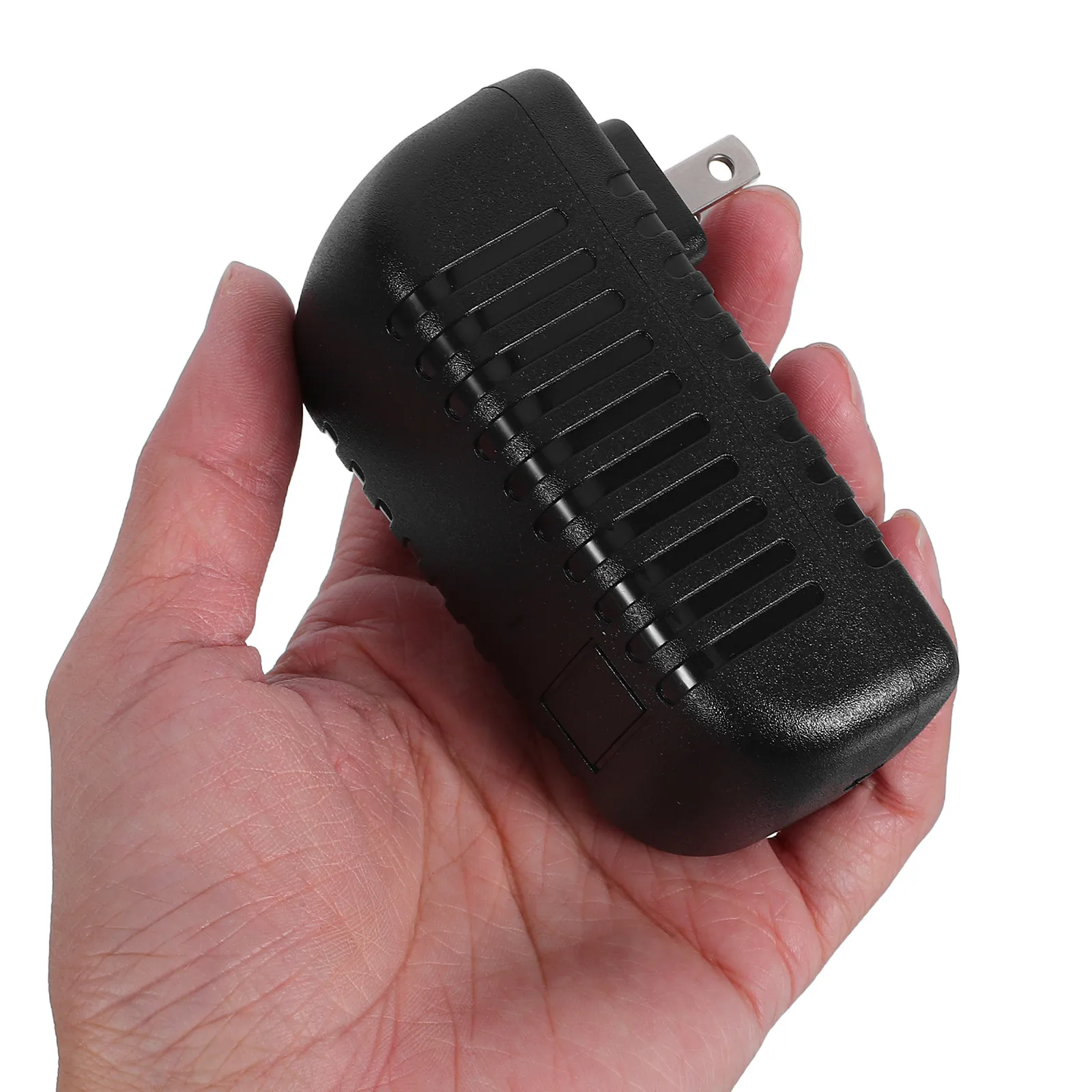 Secret Hidden Safe Box Designed As Realistic Charger Plug for Cash Jewelry Diamonds Portable Discreet Money Hiding Storage