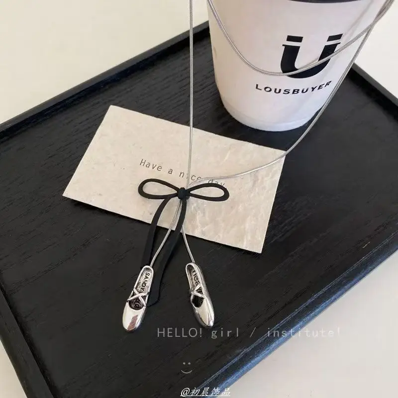 Nuevo Collar con Colgante de Zapatillas de Ballet de Moda para Mujer, Cadena para Suéter con Estilo Distintivo, Accesorio de Ropa Personalizado para Camiseta