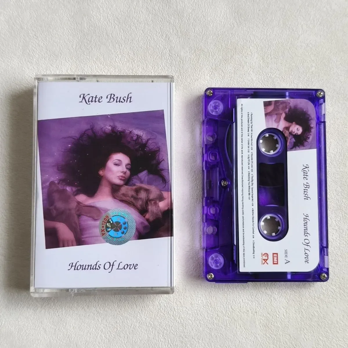 Pop K-Kate B-Bush Música Tape Hounds of Love Album Running Up That Hill (Una oferta con Dios) Cassetas Cintas moradas limitadas