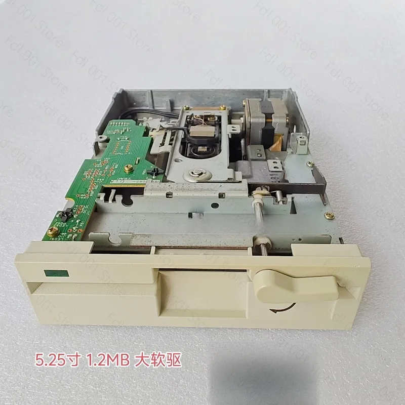 

FD-55GFR 5.25-inch 1.2MB Large Floppy Drive
