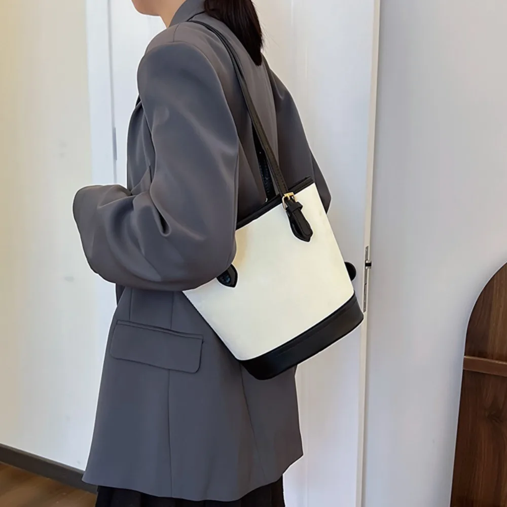 

Trendy Retro Shoulder Bag Handbag Large Capacity Bucket Bag Casual Commuting Bag Underarm Bag Summer Beach Bag