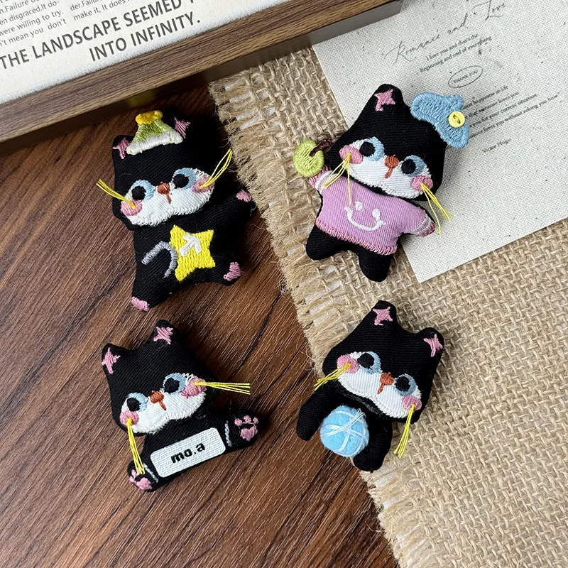Fabric Brooch Stuffed Black Embroidery Cat Cartoon Pin for Woman Girls Hat Purse Decoration Lightweight Small Cute Accessories