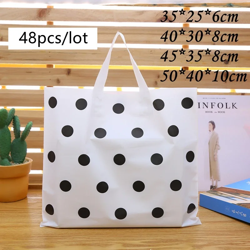 large White Polka dot Plastic Bags Shops Clothes Gift Bags With Handles Wedding Birthday Party Supplies Gift Bags 48pcs/lot