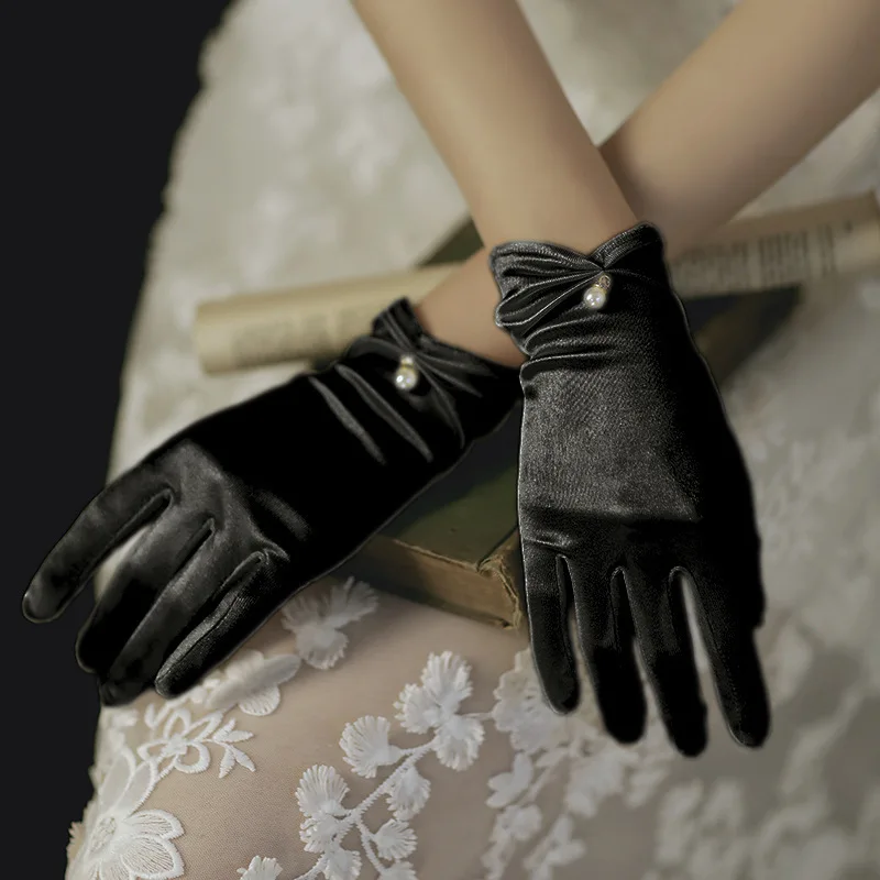 Weiße Satin-Handschuhe für Hochzeitskleider, kurze, elegante Blütenblatt-Perlen-Schleifen-Netz-Handschuhe, vielseitiges Fotozubehör, Perlen-Retro – Detail 17