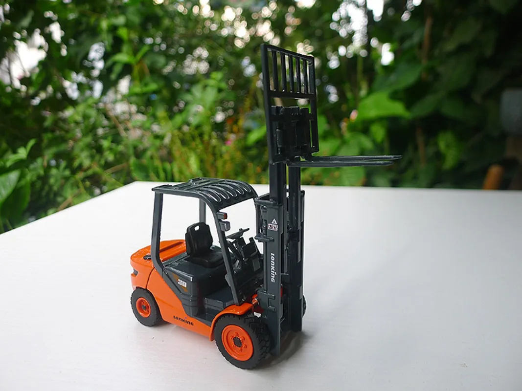 Diecast 1/35 Size Alloy Forklift Model Lonking LG30DT Lift Truck Model Car Toys for Boys Collectible Ornament Souvenir Hobbies