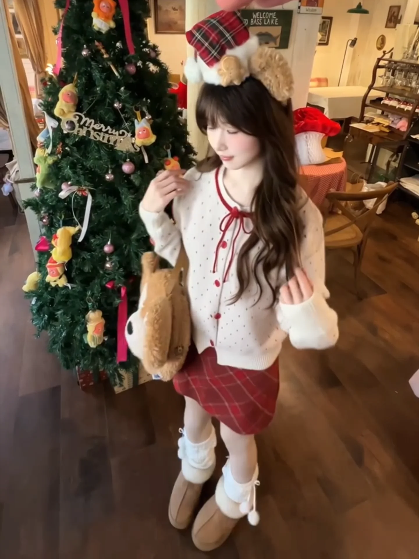 2026년 봄 퓨어 디자이어 물방울 무늬 니트 가디건과 레드 체크 스커트 세트 여성용 스위트 시스터 스타일 투피스 패션 세트