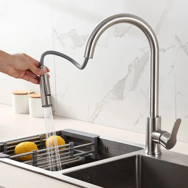 

Brushed Gold Kitchen Faucet Pull-Out Sprayer with 360° Rotation Single Handle Mixer Gold Pull-Out Kitchen Tap