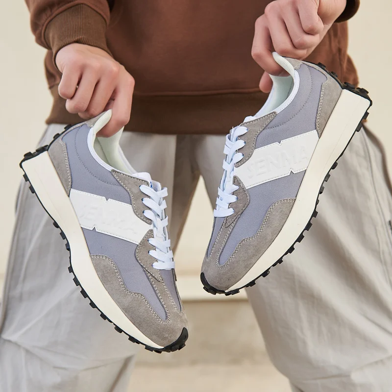 

Унисекс-кроссовки для пар в стиле ретро 2026: Новинка от стритвир-бренда – дышащие, с мягкой подошвой, универсальные, модные повседневные кроссовки для студентов