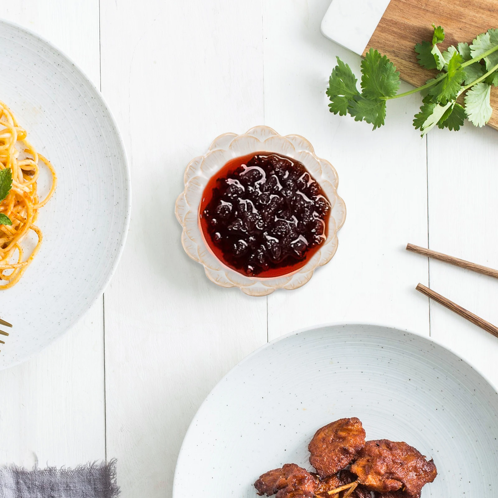 

Vintage Seasoning Dishes Small Ceramic Plates for Snack Sauce Vinegar Retro Style Food Container Serving Dishes Barbecue Plate