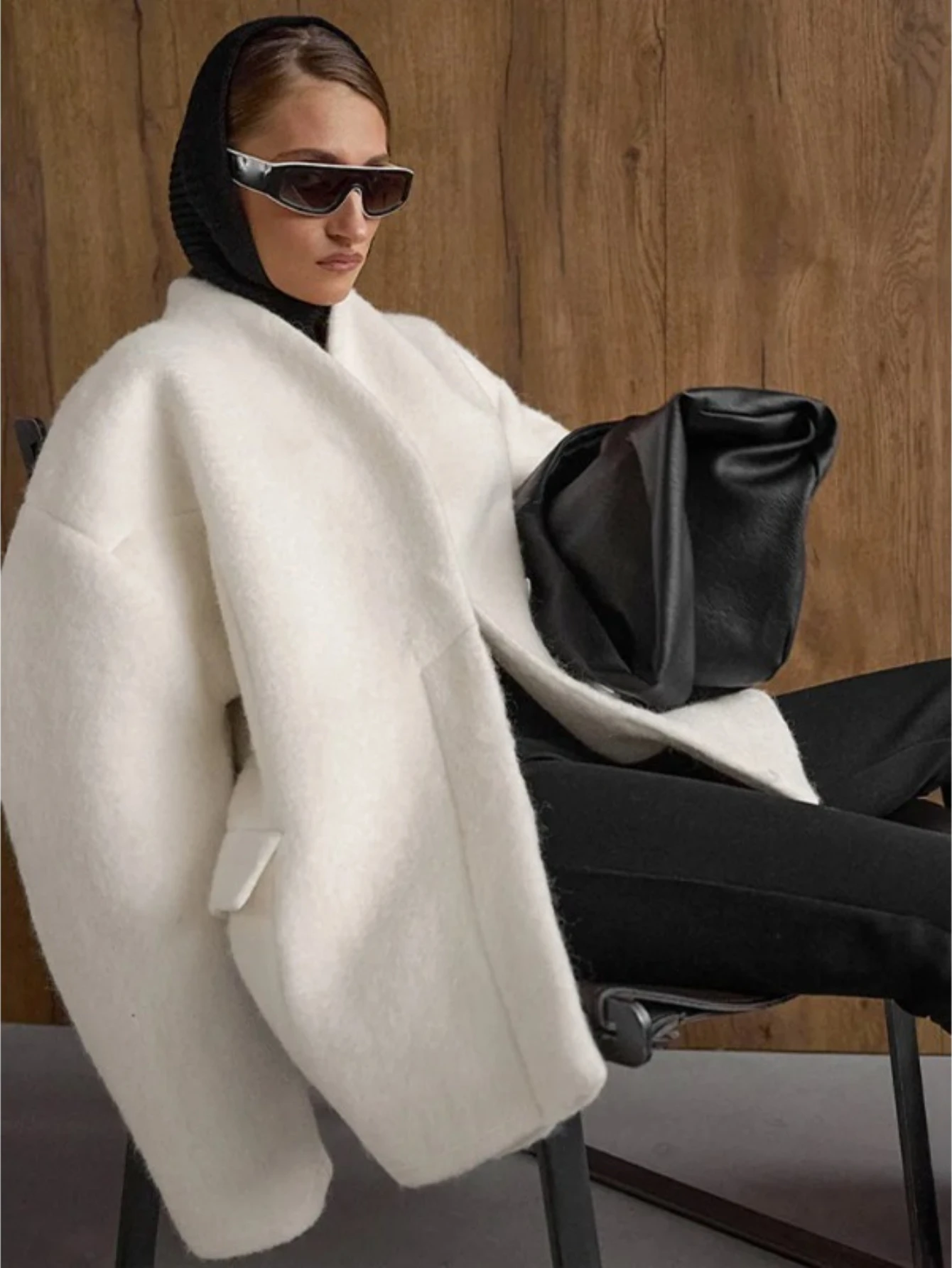 

Fashionable woolen jacket with winter design sense, wide elastic stand collar jacket, medium to long women's clothing