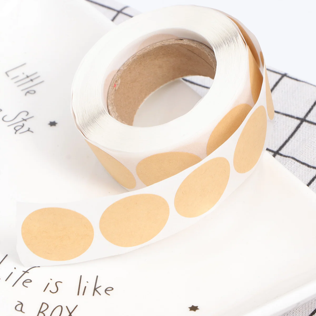 

Removable Sticker Fragile Stickers for Shipping Cone Gold Foil Circle Gift Tags Kraft Paper