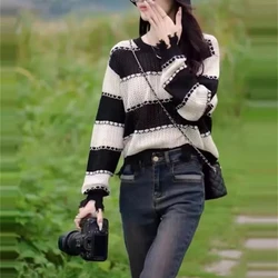 Autumn Winter New Fashion Striped Patchwork Color Blocking Round Neck Long Sleeve Pullovers Women's Clothing Loose Hollow Tops