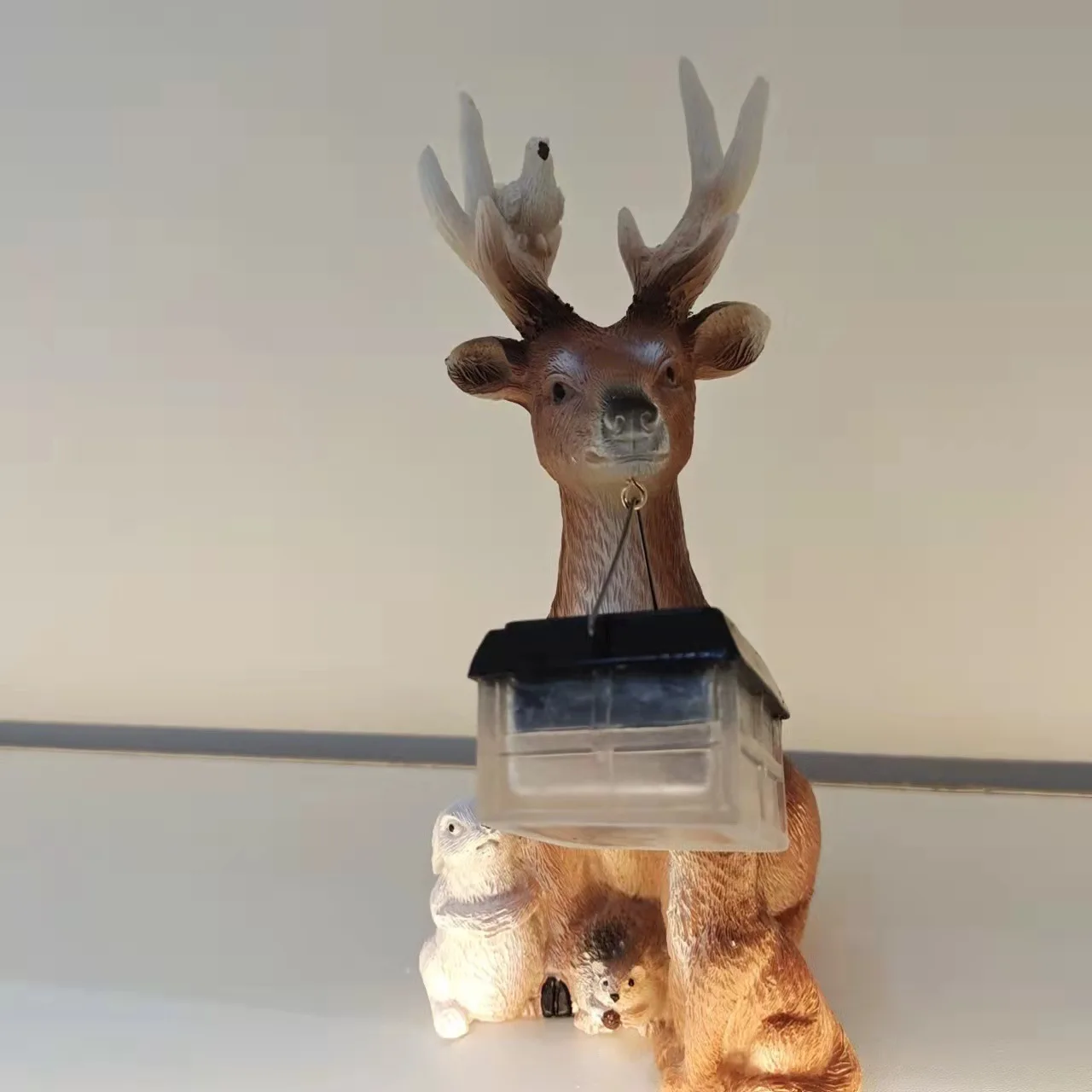 

Spot resin deer rabbit hedgehog wolf ornaments decorations creative memorial hotel home living room decoration