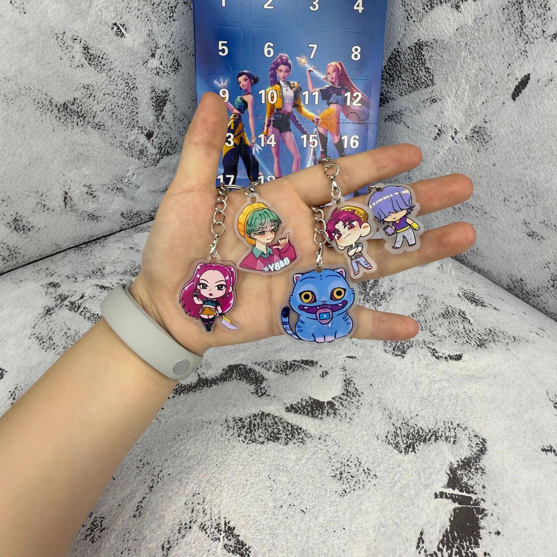 جديد Kpop شيطان الصيادين تقويم القدوم K البوب شيطان الصيادين رومي ميرا زوي النمر عيد الميلاد العد التنازلي تقويم القدوم هدية 24 يوما #5