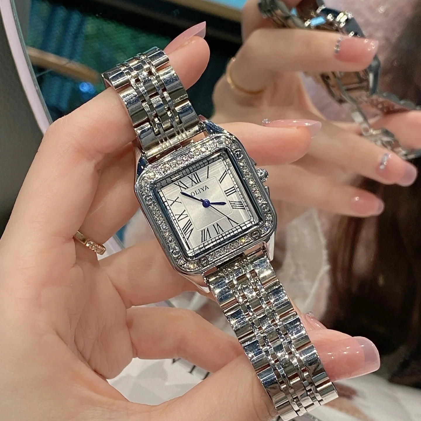 New Style Full Diamond Women's Watch Luxury Brand Stainless Steel Women's Business Watch Quartz Watch Gift for Female Students