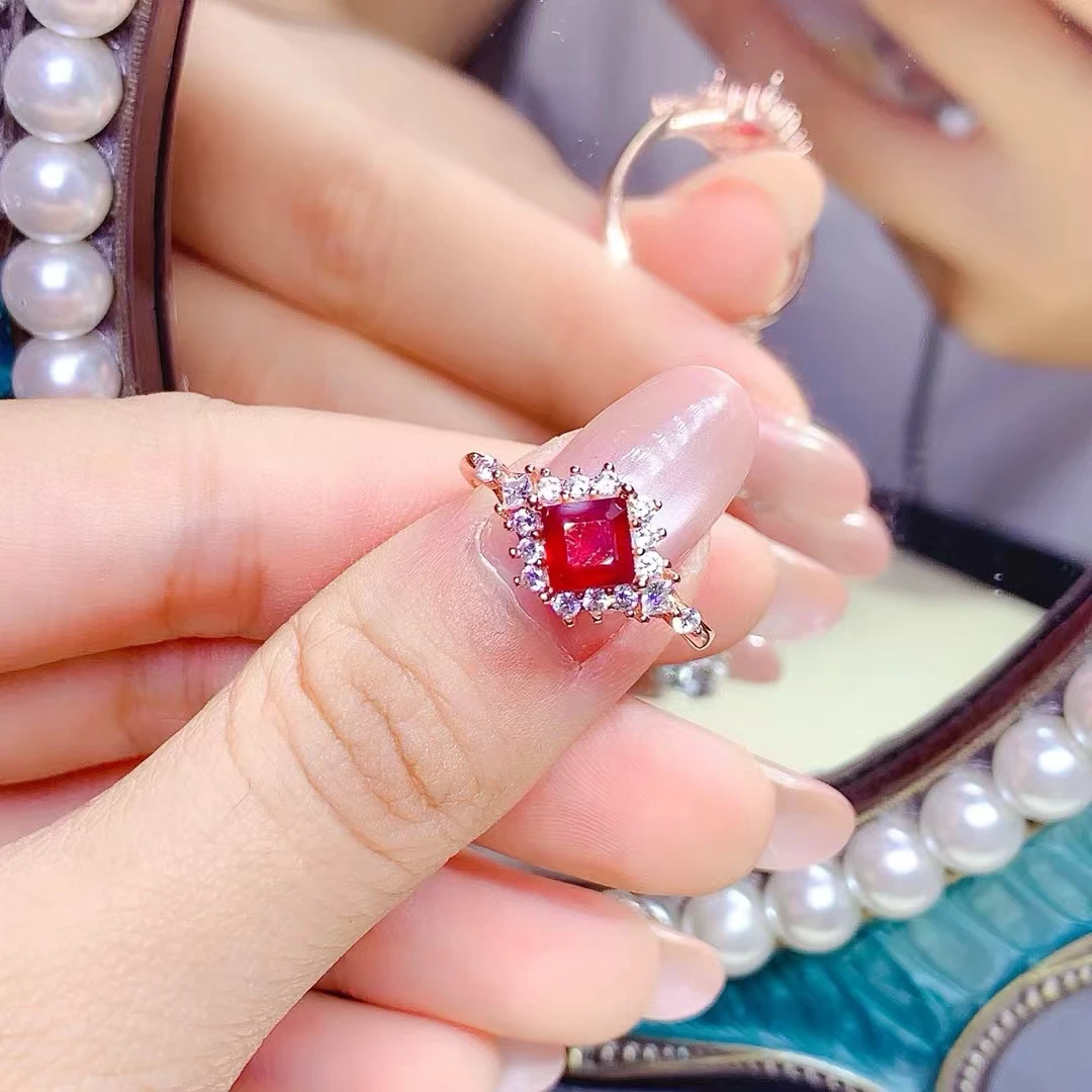 

KJJEAXCMY Natural Ruby Ring S925 Silver Inlaid Simple Women's High-End Jewelry The crystal is clean and has beautiful color