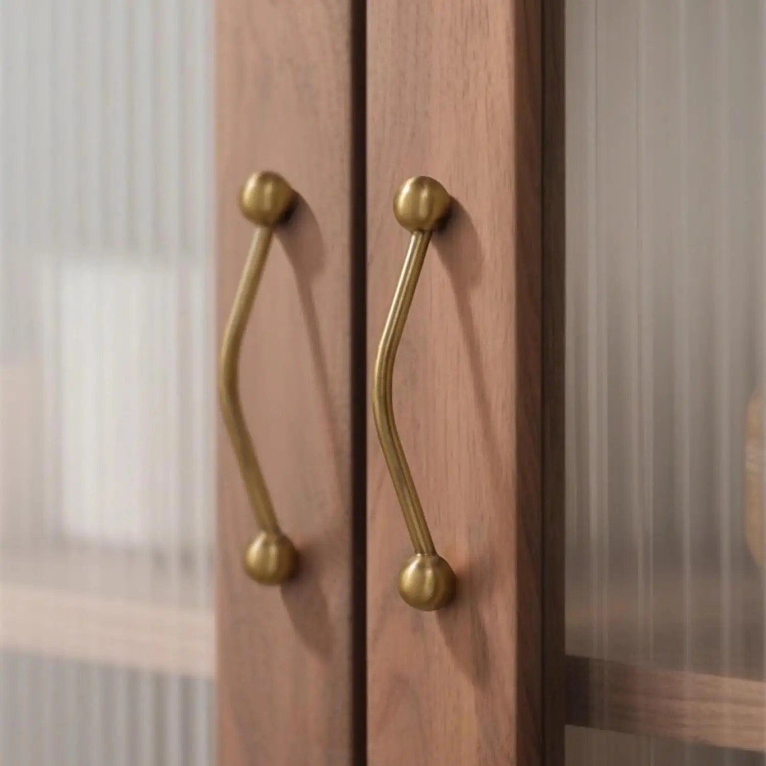 French Style Chrome Cabinet Handles Minimalist Cupboard Door Pulls Modern Bedroom Wardrobe Handles Zinc Alloy Furniture Hardware