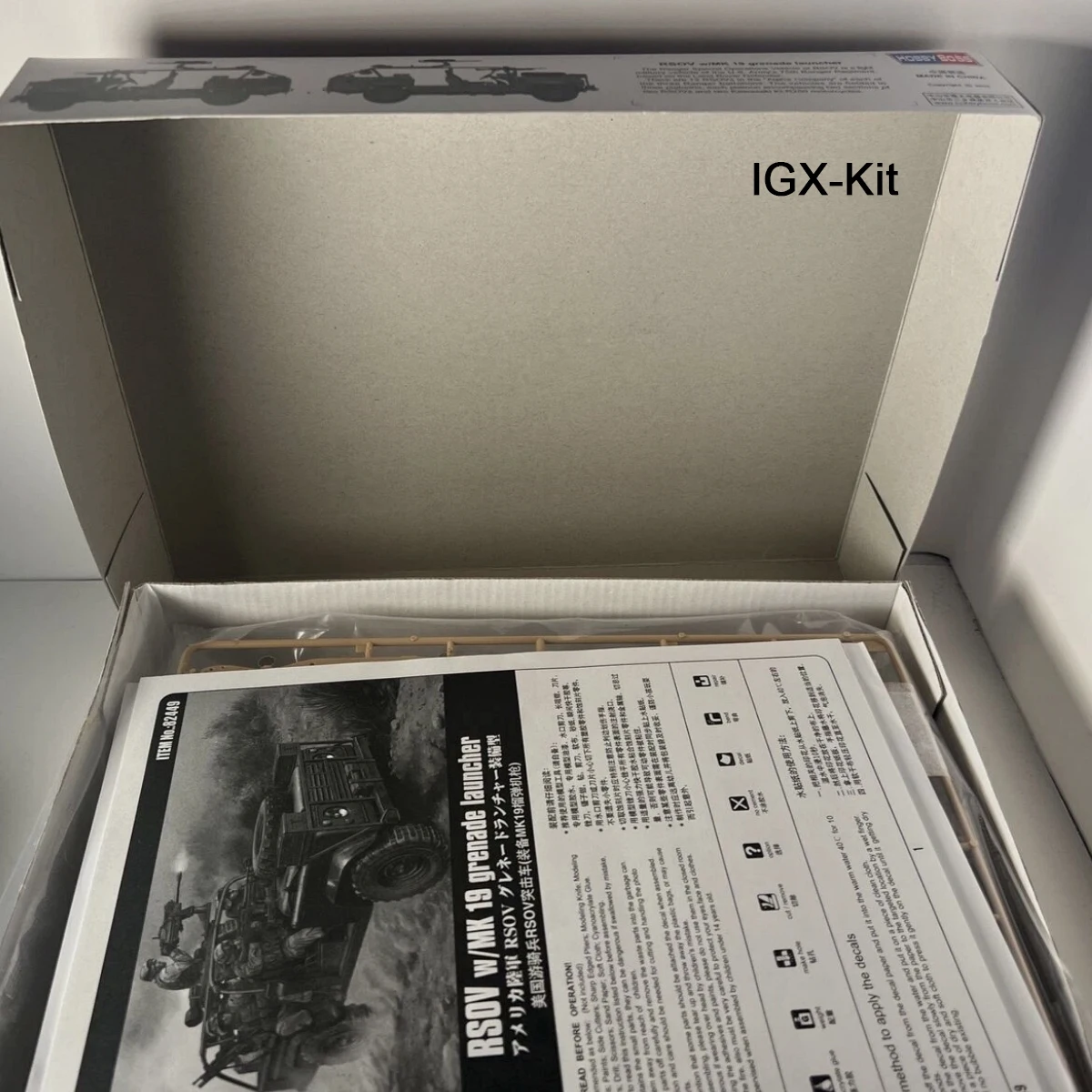 

Hobbyboss 82449 1/35 Scale US RSOV w/MK 19 Grenade Launcher Vehicle Car Plastic Model Kit