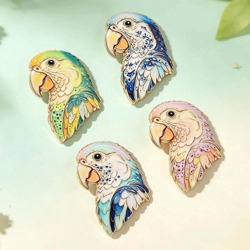 Cross border new clothing accessories, parrot head colored drip oil brooch, animal pin decoration