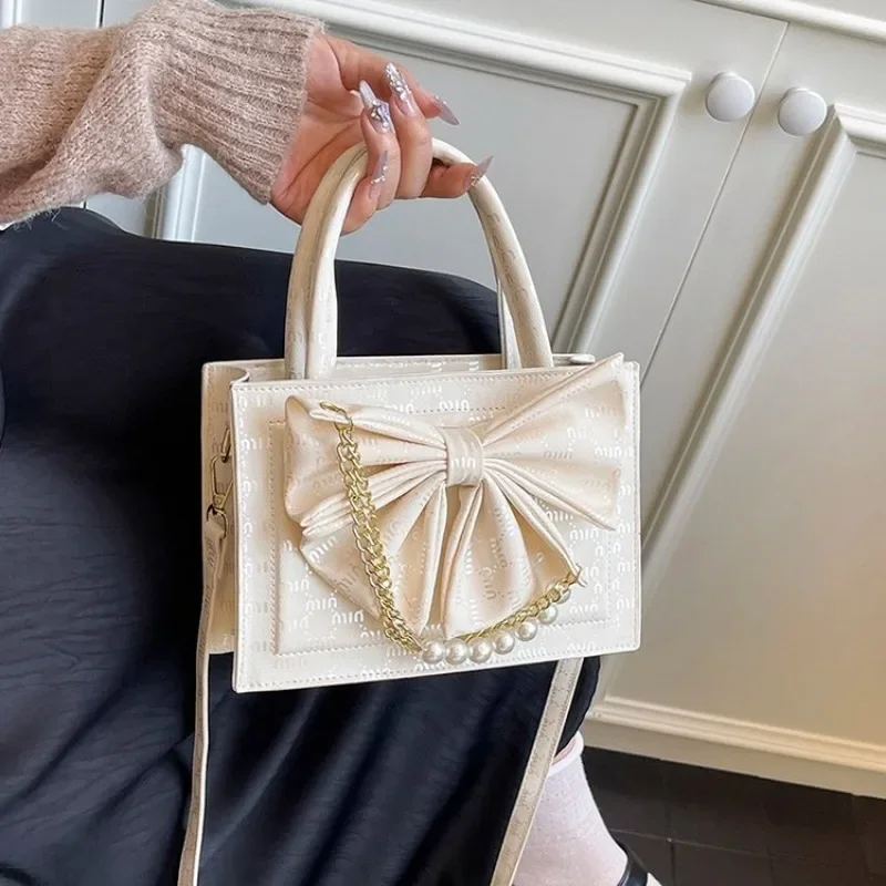 

The Fashion Mom Bag Designer Diaper Bag For Women Luxury Leather Tote Elegant Crossbody Bag Stylish Must-Have