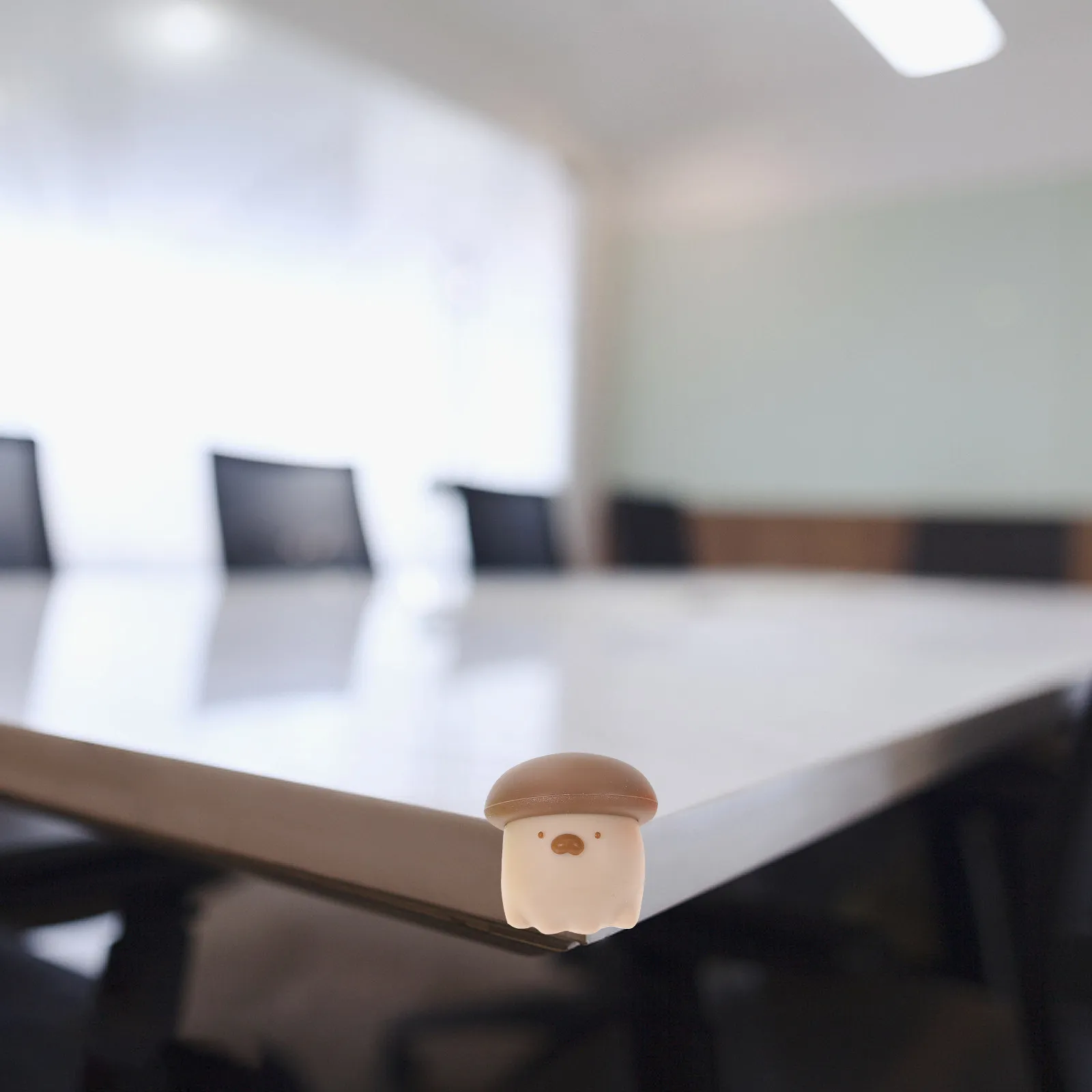 4-個のソフトシリコンコーナープロテクターベビー安全エッジガード漫画スタイルテーブルデスクチェアキャビネットワードローブ窓用