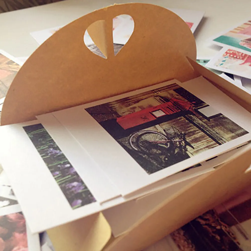 

12Pcs Classic Brown Kraft Envelopes with Love Heart Clasp Vintage Style Small 6x10cm Storage Envelopes for Postcards Name Cards