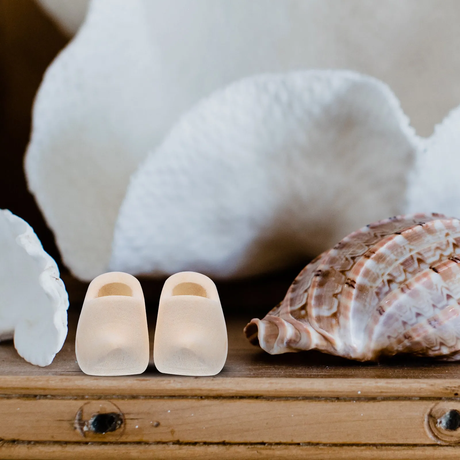 7Pairs Miniature Unfinished Wooden Shoe Crafts Mini Dutch Clogs for Dollhouse Accessories Tiny Wood Shoes 1.2x0.7 Inch