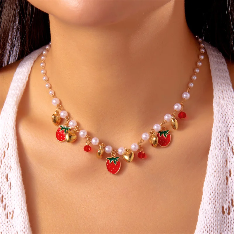

Charm Red Strawberry Necklace For Women Cute Cherry Heart Shape Fruit Pearl Metal Chain Choker Girls Party Friendship Jewelry