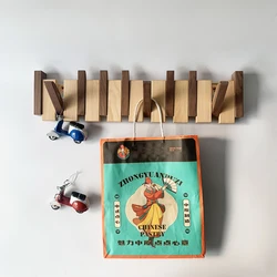 Walnut and Beech Hidden Decoration Wall Hanging Row Hook Hanger Imitation Piano Button Design Doorway Coat Rack Minimalist