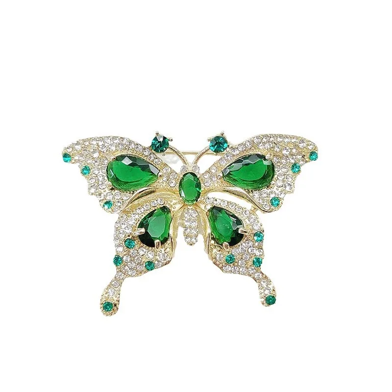 New retro light luxury emerald crystal butterfly brooch women's anti-glare shawl pin buckle clothing accessory