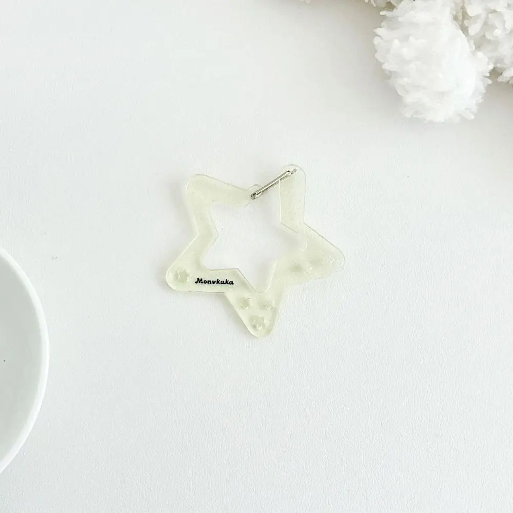 Nuevas alas estrellas forma mosquetón acrílico multiusos tarjetero llavero Color caramelo llavero gancho