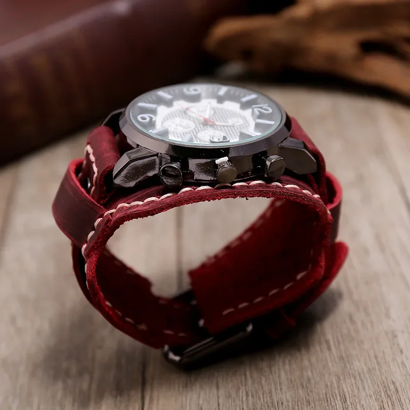 New Retro Mens Watches Genuine Leather Wide Watchband Wristwatch Fashion Punk Style Quartz Watch for Men Cowhide Bangles