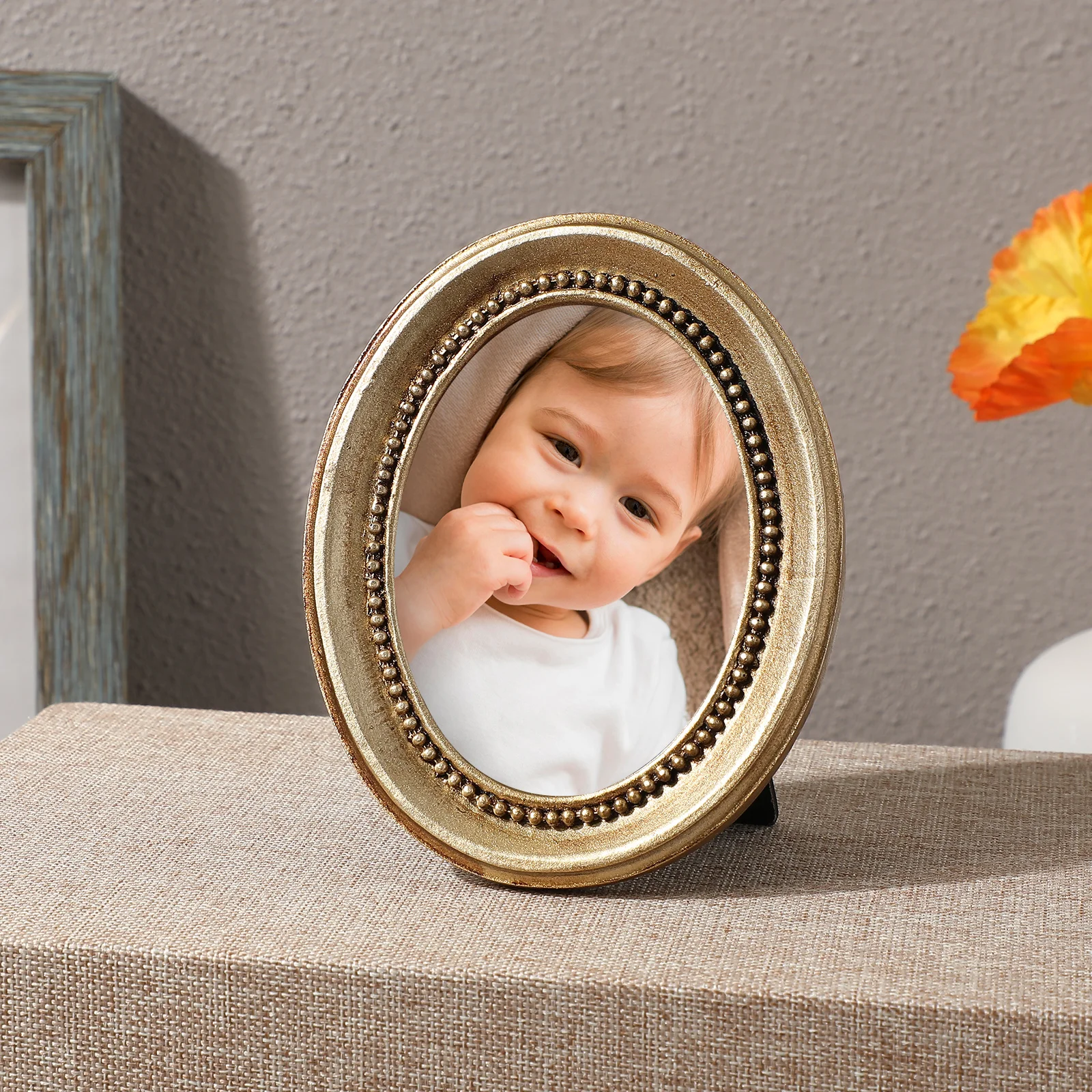 

Vintage Oval Resin Picture Frame Decorative Photo Display For Wall Desk Tabletop Home Office Retro European Style Frame