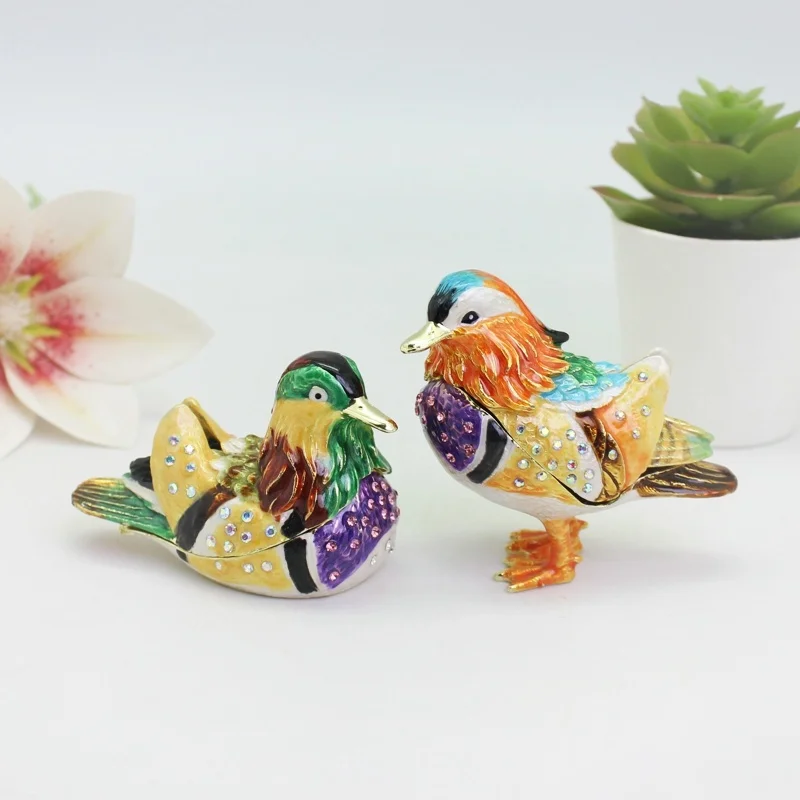 

SHINNYGIFTS Enamel Mandarin Duck Jewelry Box for Wedding Anniversary Gift Hand-Painted Chinese Love Birds Trinket Box Home Decor