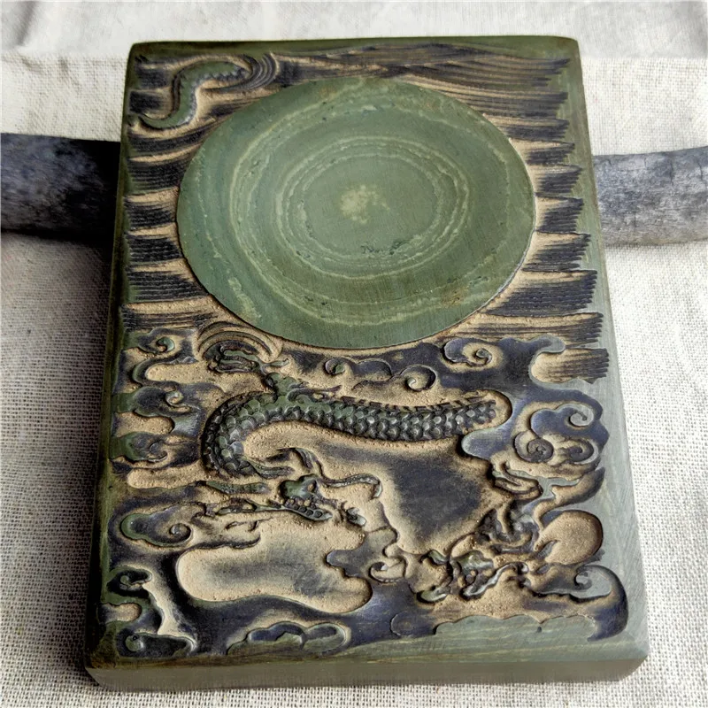 

The Four Treasures of the Study Stone Inkstone Terrace Blue Stone Inkstone Terrace Two Dragons Playing with Balls 10 * 15 cm