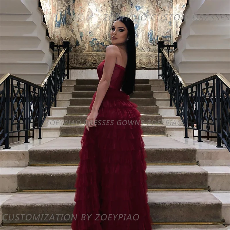 2024 Burgundy Evening Dresses Exquisite A Line Ball Gowns Strapless Sleeveless Prom Layered Tulle Formal Occasion Gown فسا