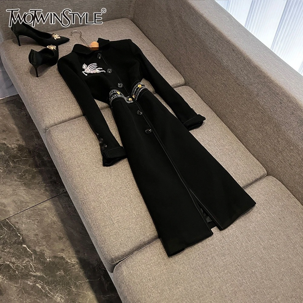 

TWOTWINSTYLE Vintage Temperament Trench Coats For Women Lapel Long Sleeve Autumn Design Sense Coat Female Fashion New KJA554741