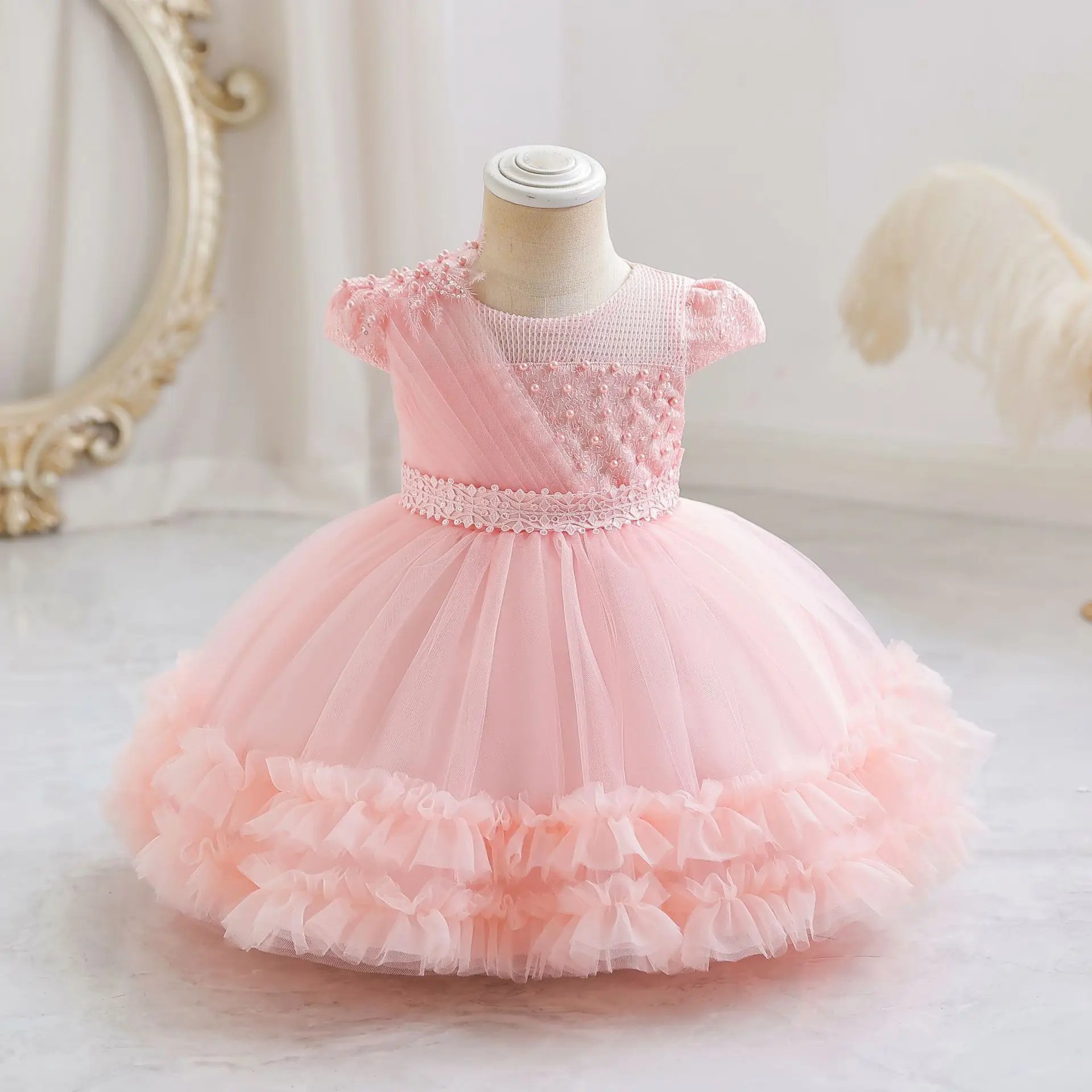 The new girl baby clothes one year old birthday party baptize the flower girl net yarn 0-4 years old princess skirt newborn clot