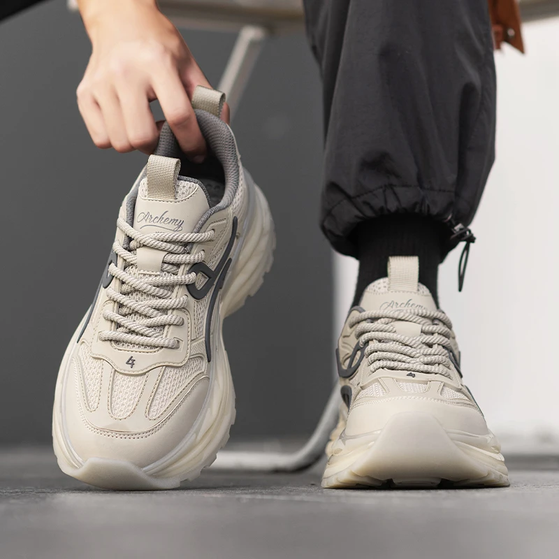 

Men's breathable net sports shoes for autumn collection: Comfortable thick-soled, height-increasing color blocks, casual style