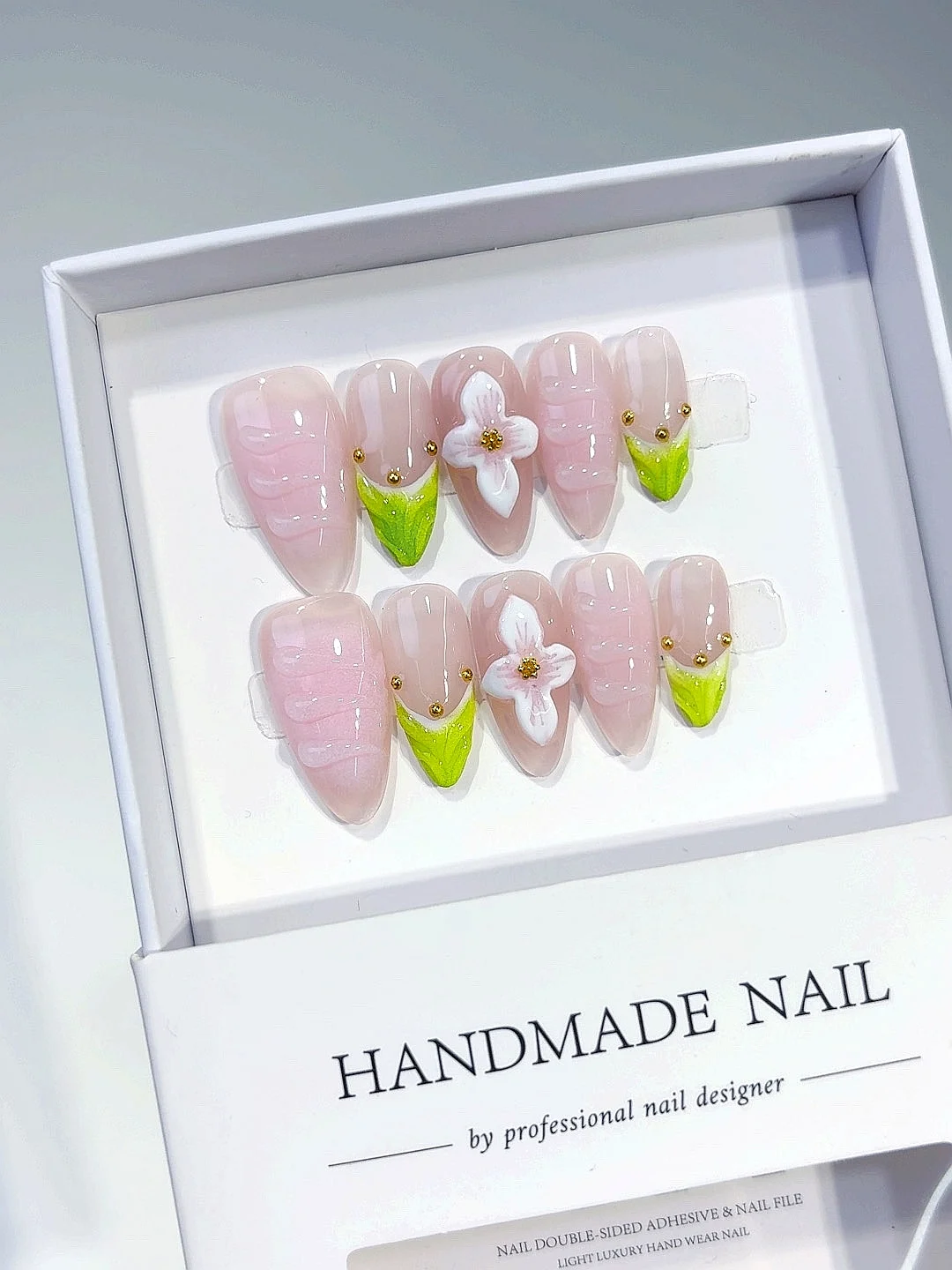 

Pink Gradient Color Three-Dimensional Carved Nail Art That Enhances Complexion and Is Fashionable and Wearable (D486)