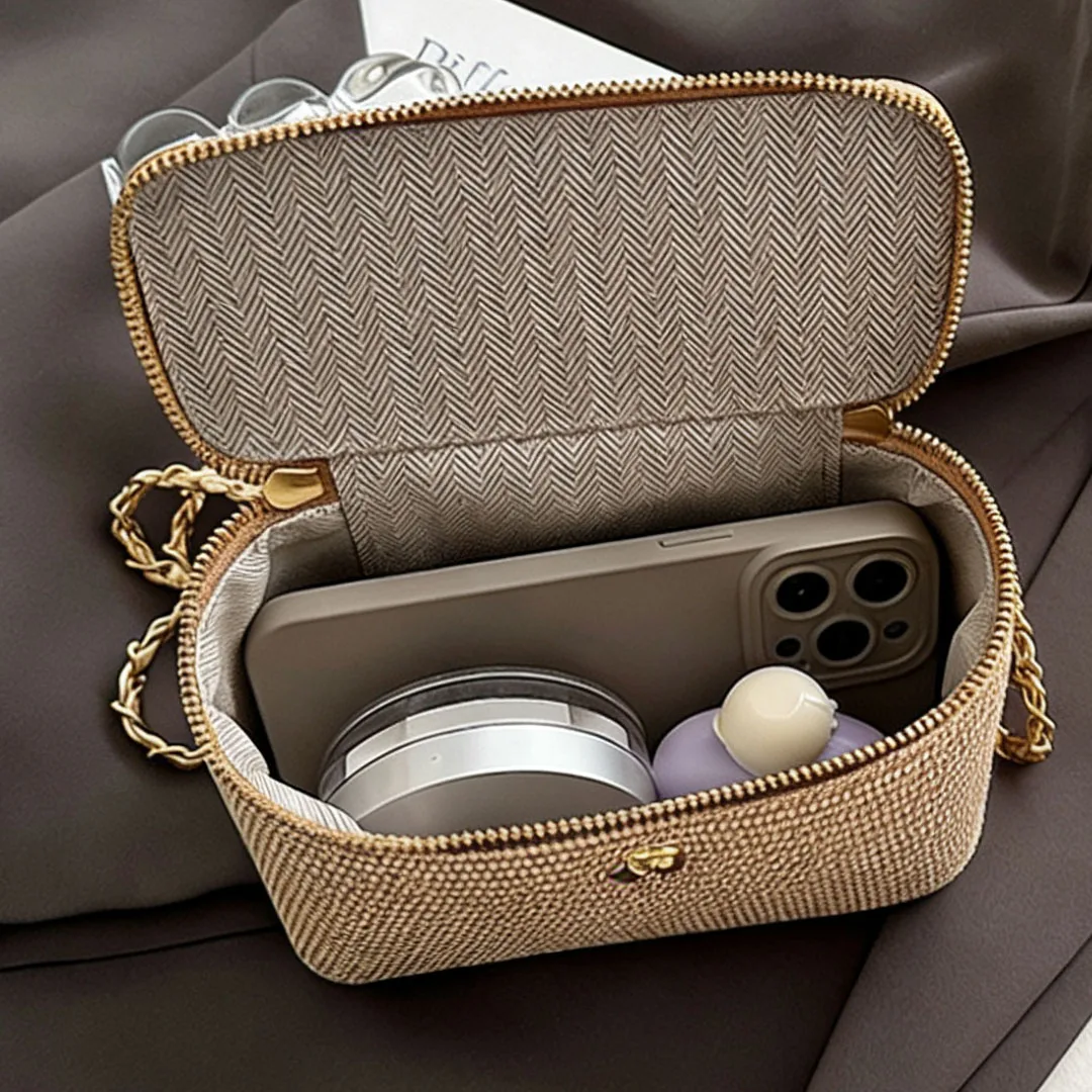 2026 New Woven Pattern Box Bag Small Fragrance Chain Shoulder Bag Golden Handle Handbag Women's Seaside Vacation Commuting Bag image 5